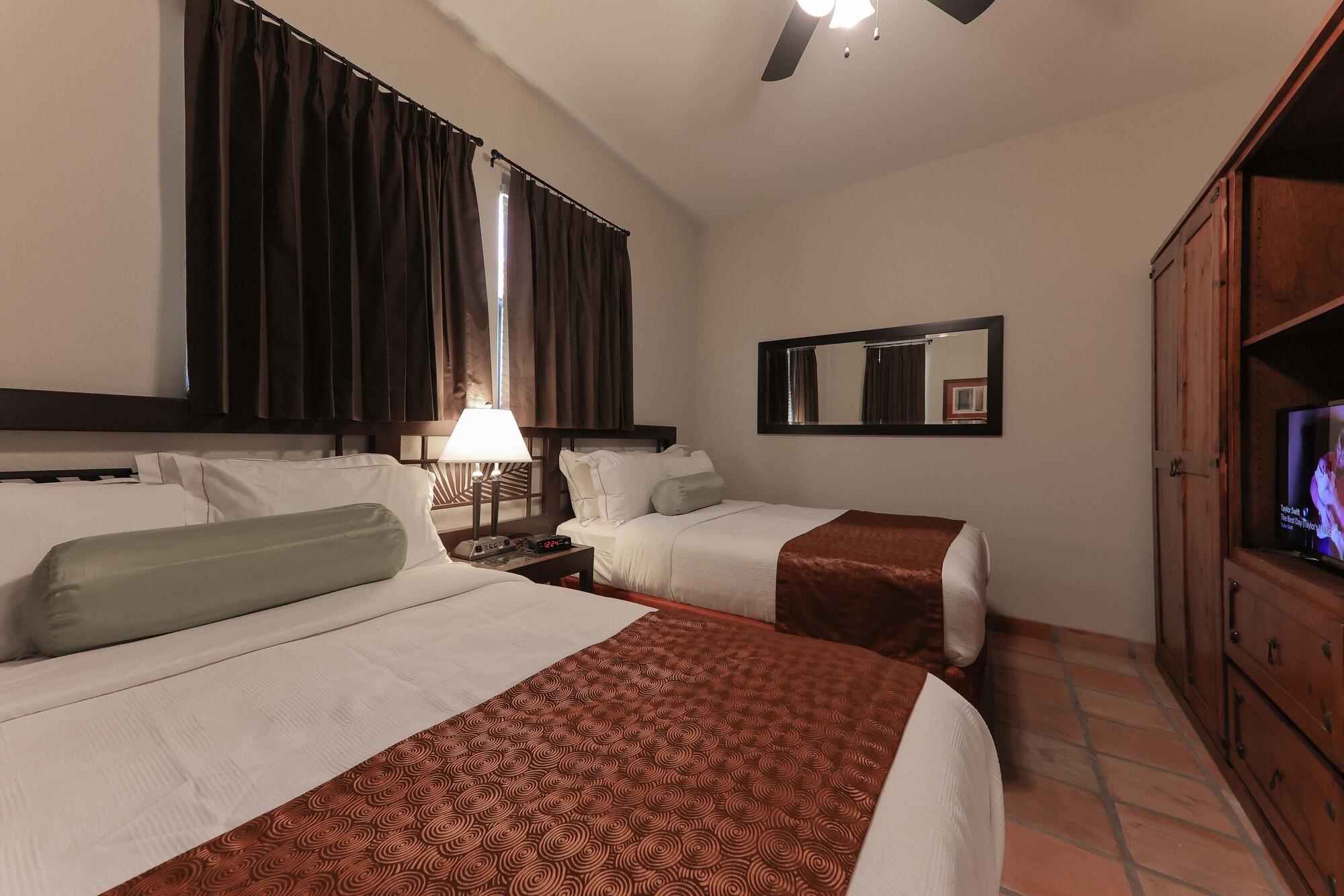 Clarion Inn & Suites At Sharyland Plantation Mission Εξωτερικό φωτογραφία