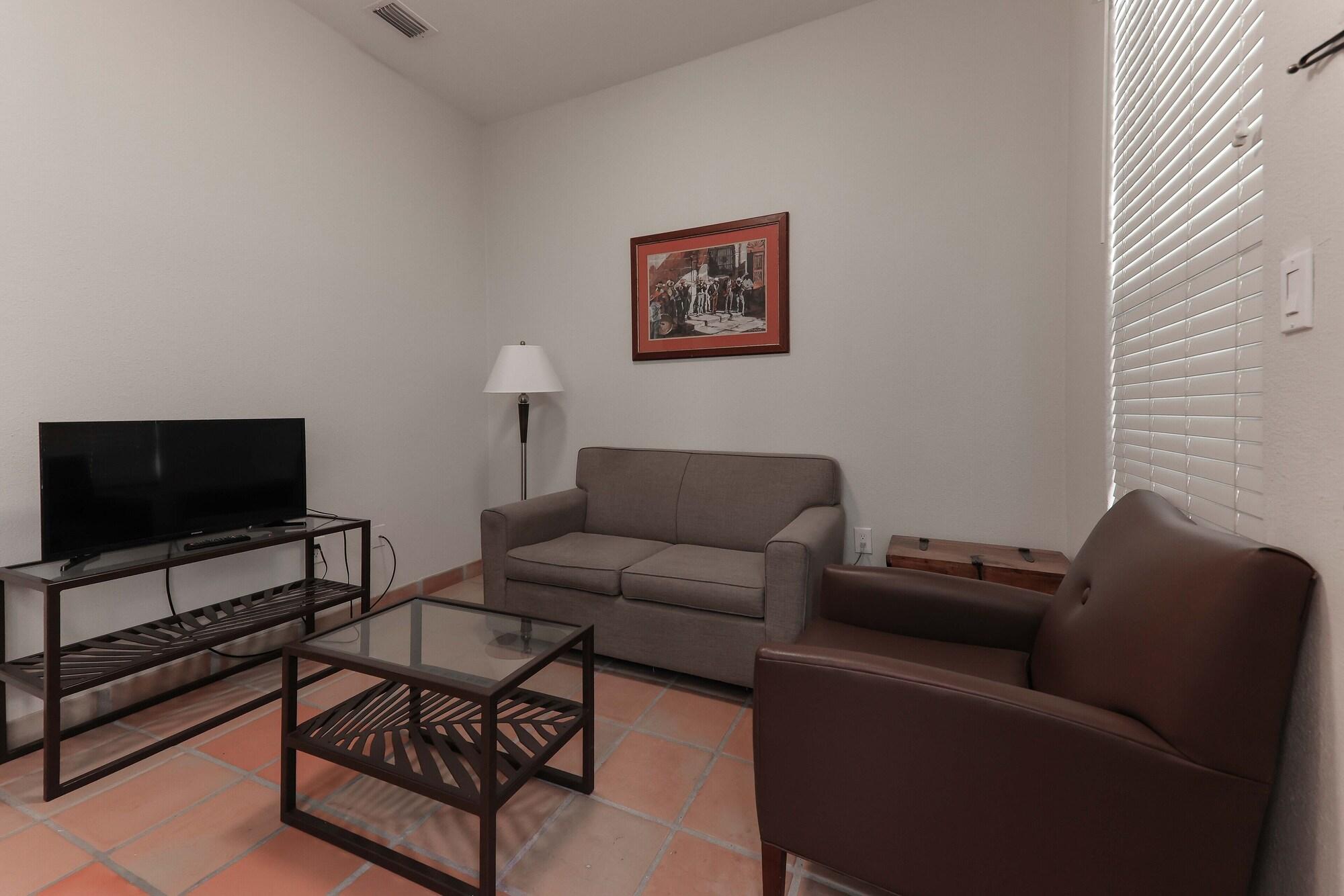 Clarion Inn & Suites At Sharyland Plantation Mission Εξωτερικό φωτογραφία