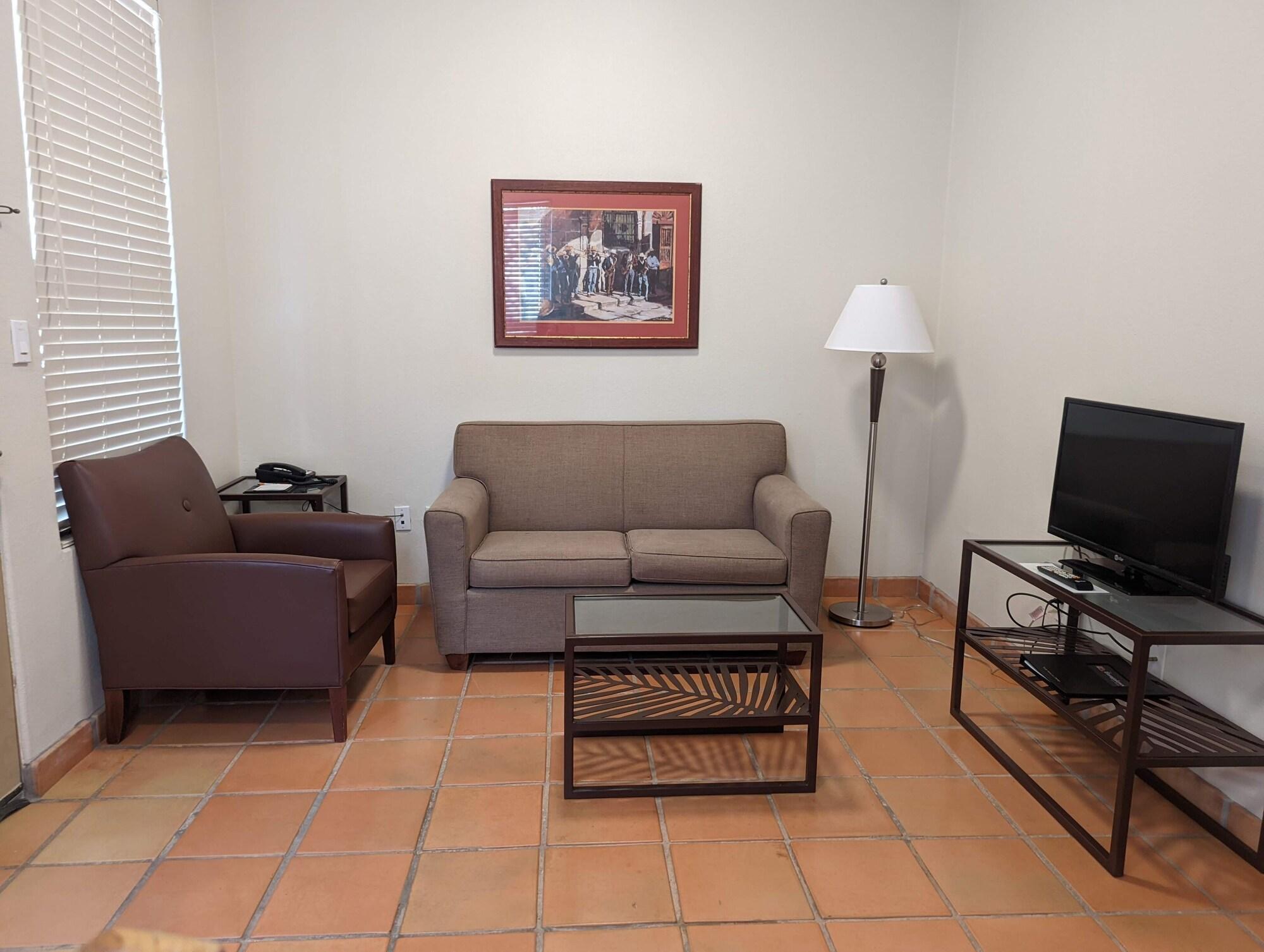 Clarion Inn & Suites At Sharyland Plantation Mission Εξωτερικό φωτογραφία