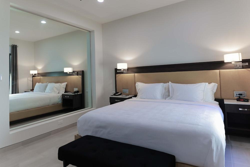 Clarion Inn & Suites At Sharyland Plantation Mission Εξωτερικό φωτογραφία