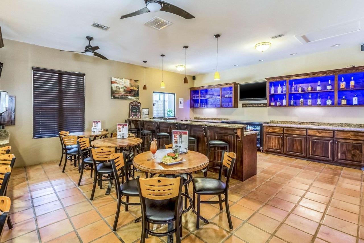 Clarion Inn & Suites At Sharyland Plantation Mission Εξωτερικό φωτογραφία