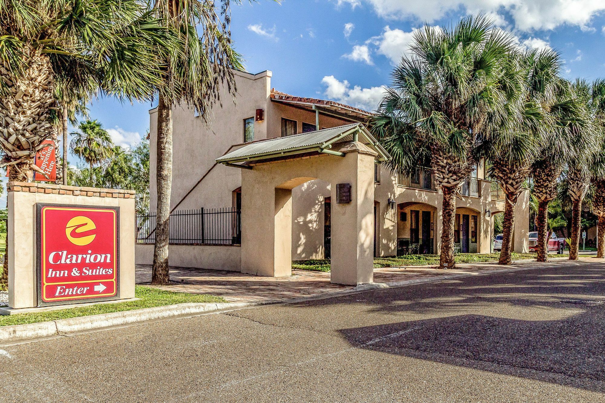 Clarion Inn & Suites At Sharyland Plantation Mission Εξωτερικό φωτογραφία